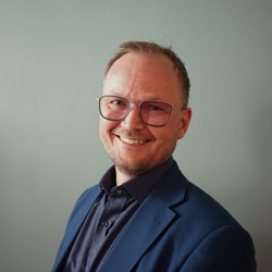 Olav Vikesdal