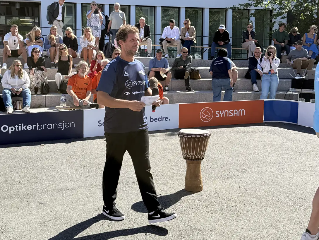 Freddy dos Santos ledet kampen og roing!